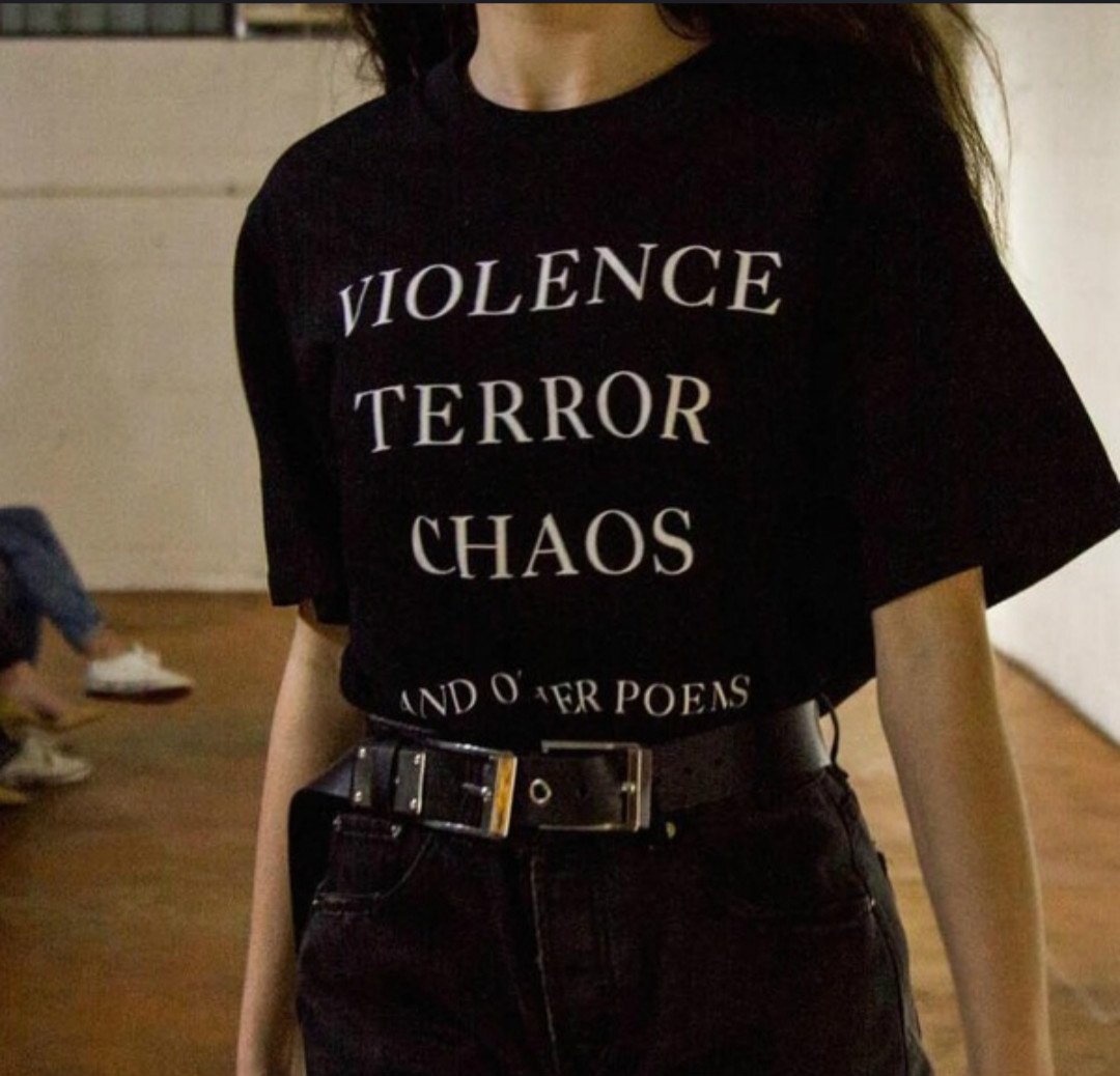 Bạo Lực Chống Khủng Bố Hỗn Loạ - đánh giá và giá Street Style Fashion Quotes