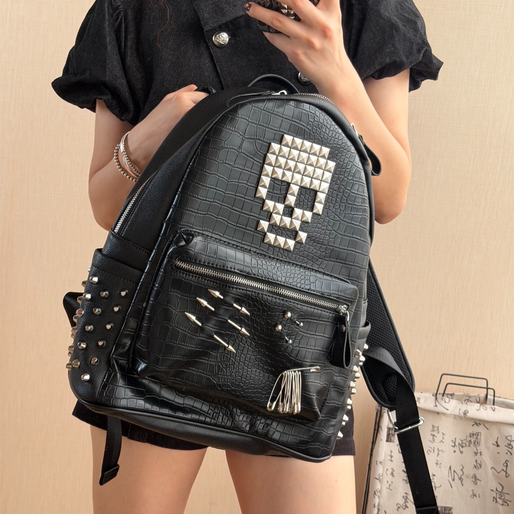 Original Black Crocodile Patte - đánh giá và giá Street Fashion Types