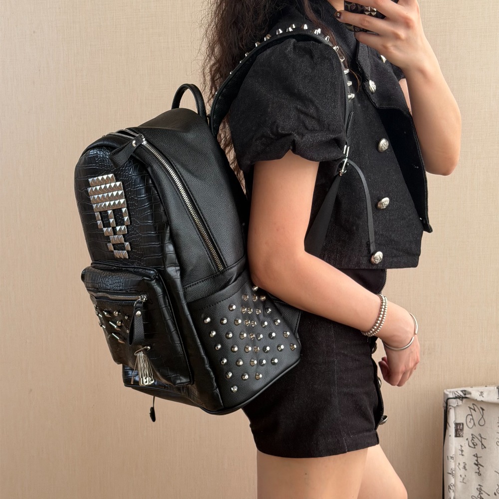 Original Black Crocodile Patte - đánh giá và giá Street Fashion Types